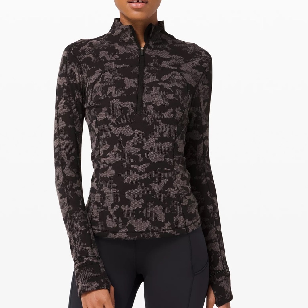 Lululemon RUN BRISKLY 1/2 ZIP
Heritage Camo Jacquard Black Lunar Rock
Size: 10